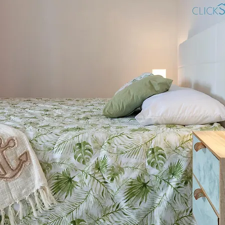 别墅 Seashore Of The Marina Of Sorso, 3 Rooms, Veranda On The Sea, Garden 索尔索