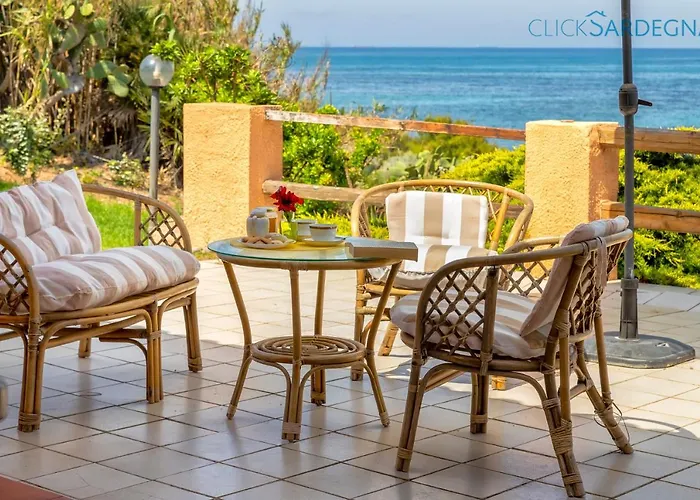 别墅 Seashore Of The Marina Of Sorso, 3 Rooms, Veranda On The Sea, Garden *