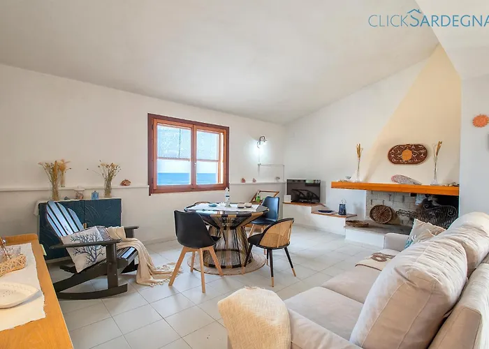 别墅 Seashore Of The Marina Of Sorso, 3 Rooms, Veranda On The Sea, Garden 索尔索