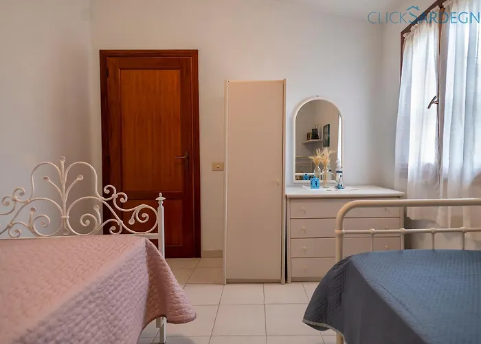 Seashore Of The Marina Of Sorso, 3 Rooms, Veranda On The Sea, Garden 索尔索
