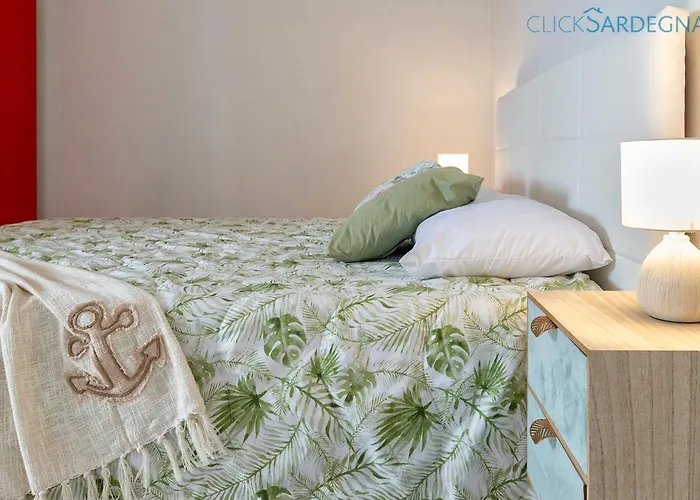 别墅 Seashore Of The Marina Of Sorso, 3 Rooms, Veranda On The Sea, Garden 索尔索