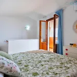 Seashore Of The Marina Of Sorso, 3 Rooms, Veranda On The Sea, Garden