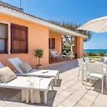 Seashore Of The Marina Of Sorso, 3 Rooms, Veranda On The Sea, Garden Sorso