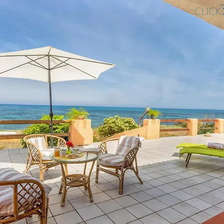 וילה Seashore Of The Marina Of Sorso, 3 Rooms, Veranda On The Sea, Garden