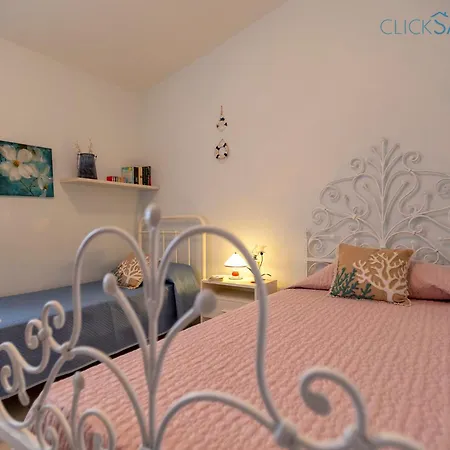 Seashore Of The Marina Of Sorso, 3 Rooms, Veranda On The Sea, Garden * Sorso