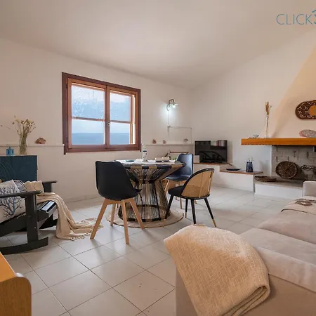 Seashore Of The Marina Of Sorso, 3 Rooms, Veranda On The Sea, Garden וילה *