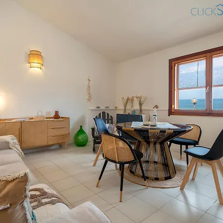 Seashore Of The Marina Of Sorso, 3 Rooms, Veranda On The Sea, Garden * סורסו