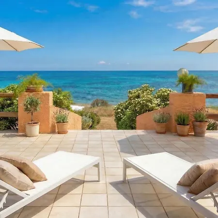 Villa Seashore Of The Marina Of Sorso, 3 Rooms, Veranda On The Sea, Garden Sorso