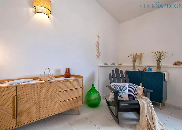 Seashore Of The Marina Of Sorso, 3 Rooms, Veranda On The Sea, Garden Villa *